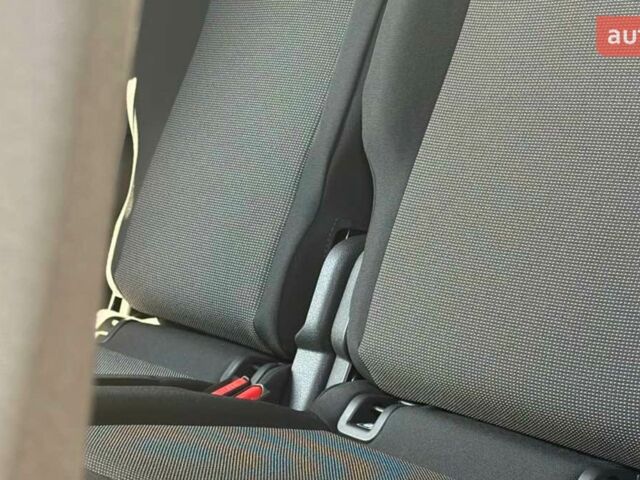 Фиат Улиси, объемом двигателя 2 л и пробегом 0 тыс. км за 45236 $, фото 10 на Automoto.ua