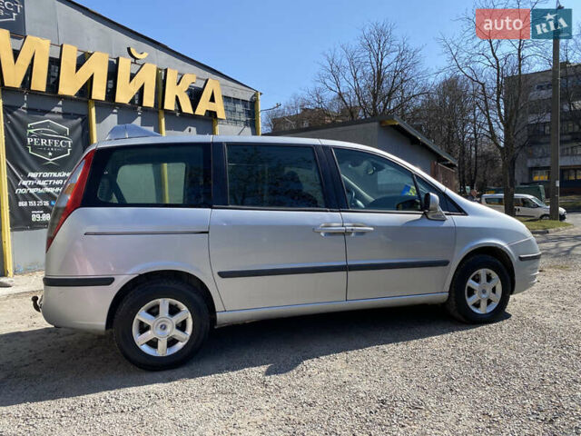 Сірий Фіат Улісе, об'ємом двигуна 2 л та пробігом 394 тис. км за 4700 $, фото 6 на Automoto.ua