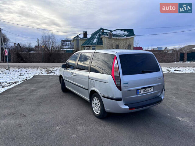 Серый Фиат Улиси, объемом двигателя 2 л и пробегом 320 тыс. км за 4700 $, фото 3 на Automoto.ua