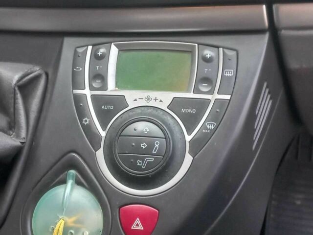 Сірий Фіат Улісе, об'ємом двигуна 2.2 л та пробігом 250 тис. км за 4700 $, фото 4 на Automoto.ua