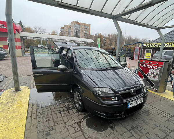 Серый Фиат Улиси, объемом двигателя 2.18 л и пробегом 260 тыс. км за 5900 $, фото 24 на Automoto.ua