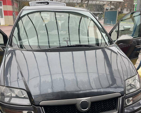 Серый Фиат Улиси, объемом двигателя 2.18 л и пробегом 260 тыс. км за 5900 $, фото 26 на Automoto.ua