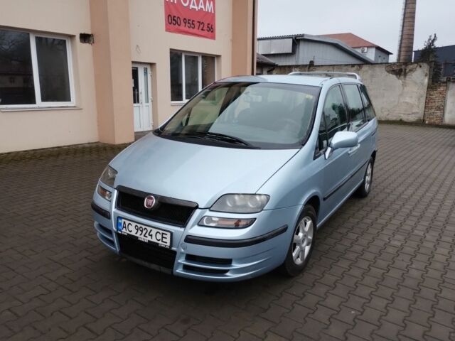 Синий Фиат Улиси, объемом двигателя 2.2 л и пробегом 275 тыс. км за 3600 $, фото 5 на Automoto.ua