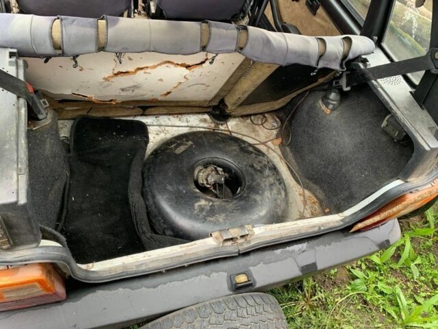 Білий Фіат Уно, об'ємом двигуна 1.3 л та пробігом 242 тис. км за 450 $, фото 5 на Automoto.ua