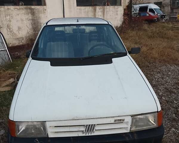 Білий Фіат Уно, об'ємом двигуна 1.7 л та пробігом 180 тис. км за 300 $, фото 3 на Automoto.ua