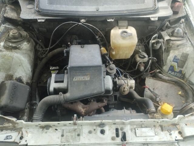 Білий Фіат Уно, об'ємом двигуна 1.1 л та пробігом 1 тис. км за 309 $, фото 9 на Automoto.ua