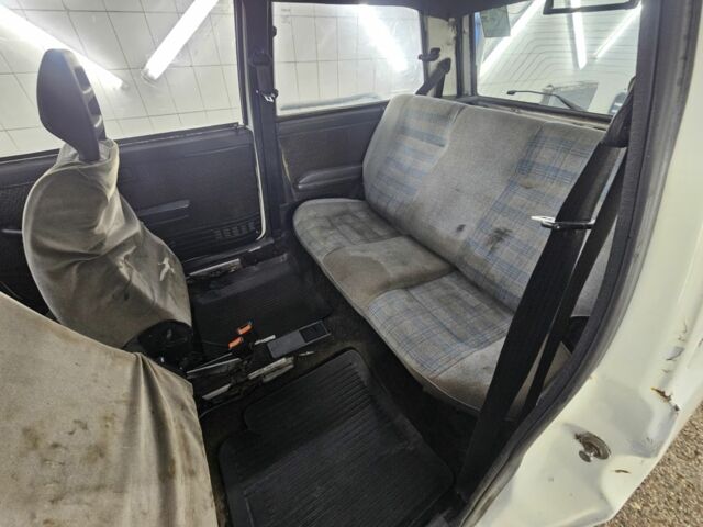 Белый Фиат Уно, объемом двигателя 1.1 л и пробегом 212 тыс. км за 500 $, фото 9 на Automoto.ua