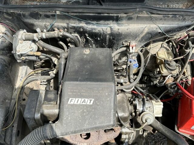 Черный Фиат Уно, объемом двигателя 1 л и пробегом 250 тыс. км за 800 $, фото 13 на Automoto.ua