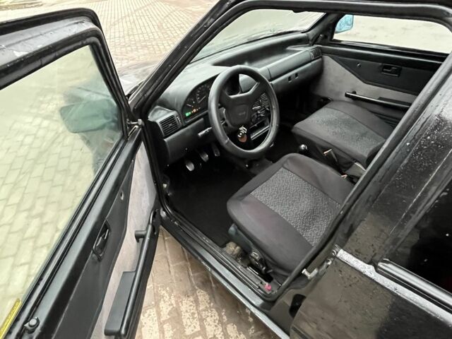 Чорний Фіат Уно, об'ємом двигуна 1.3 л та пробігом 259 тис. км за 381 $, фото 6 на Automoto.ua