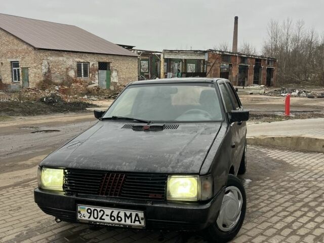 Чорний Фіат Уно, об'ємом двигуна 1.3 л та пробігом 259 тис. км за 381 $, фото 2 на Automoto.ua
