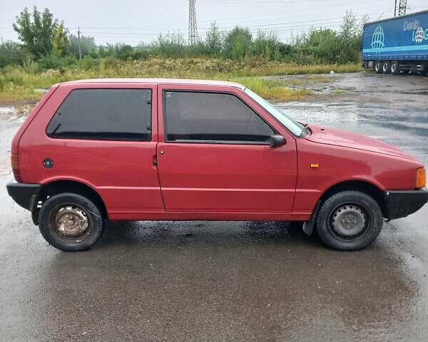 Червоний Фіат Уно, об'ємом двигуна 0 л та пробігом 200 тис. км за 800 $, фото 4 на Automoto.ua