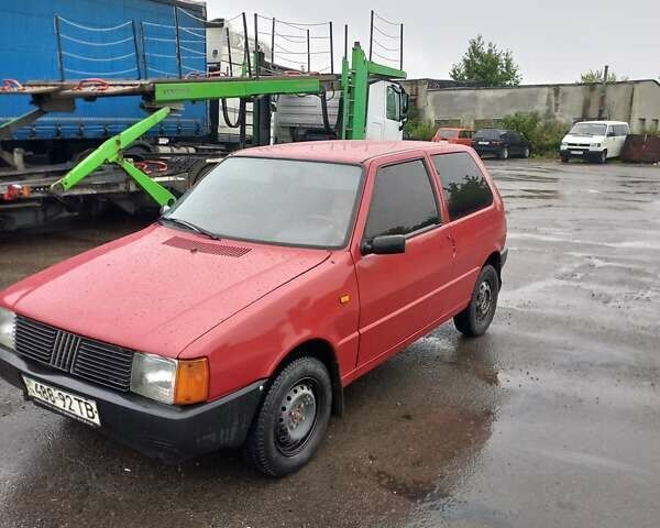 Красный Фиат Уно, объемом двигателя 0 л и пробегом 200 тыс. км за 999 $, фото 6 на Automoto.ua