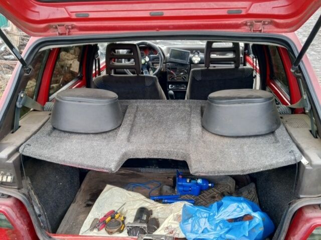 Красный Фиат Уно, объемом двигателя 1 л и пробегом 600 тыс. км за 945 $, фото 8 на Automoto.ua