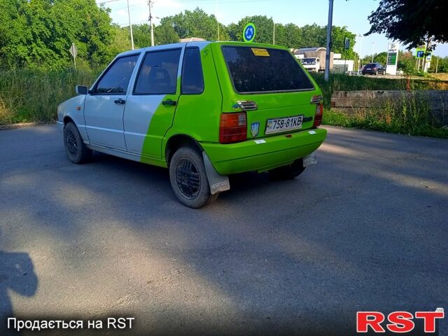 Фиат Уно, объемом двигателя 1.5 л и пробегом 77 тыс. км за 580 $, фото 4 на Automoto.ua