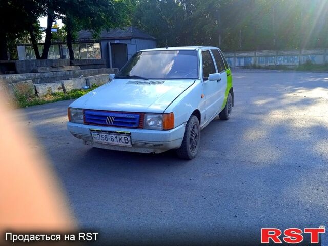 Фиат Уно, объемом двигателя 1.5 л и пробегом 77 тыс. км за 580 $, фото 6 на Automoto.ua