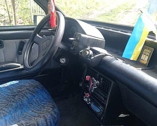 Фиат Уно, объемом двигателя 1.5 л и пробегом 200 тыс. км за 1000 $, фото 5 на Automoto.ua