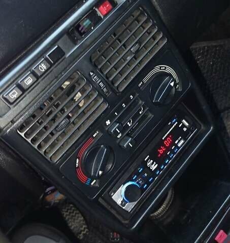 Сірий Фіат Уно, об'ємом двигуна 1 л та пробігом 460 тис. км за 473 $, фото 2 на Automoto.ua