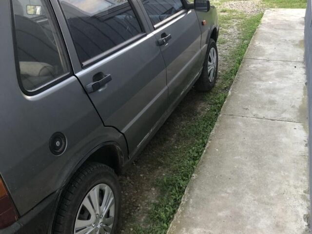 Серый Фиат Уно, объемом двигателя 0 л и пробегом 325 тыс. км за 950 $, фото 3 на Automoto.ua