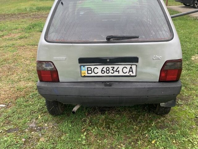 Серый Фиат Уно, объемом двигателя 1 л и пробегом 120 тыс. км за 399 $, фото 5 на Automoto.ua