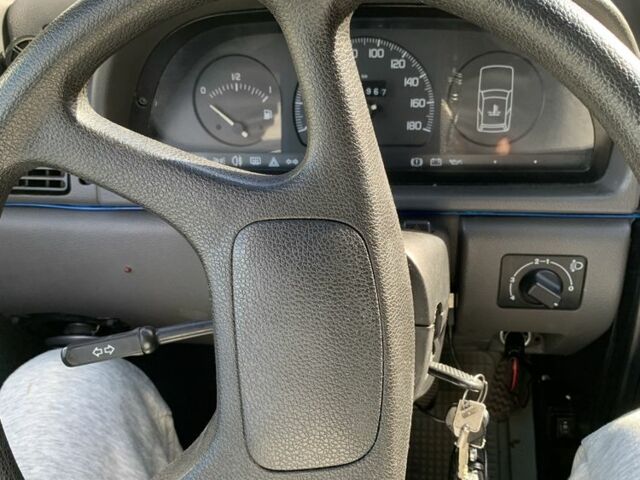 Серый Фиат Уно, объемом двигателя 0 л и пробегом 110 тыс. км за 700 $, фото 5 на Automoto.ua