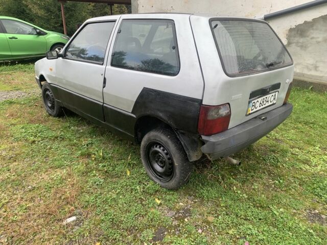 Серый Фиат Уно, объемом двигателя 1 л и пробегом 120 тыс. км за 399 $, фото 6 на Automoto.ua