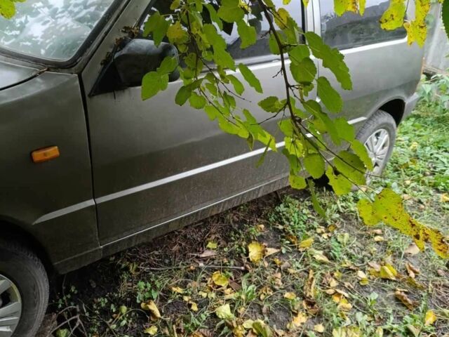 Сірий Фіат Уно, об'ємом двигуна 1 л та пробігом 777 тис. км за 450 $, фото 1 на Automoto.ua