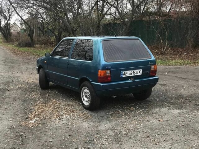 Синий Фиат Уно, объемом двигателя 1 л и пробегом 300 тыс. км за 1300 $, фото 3 на Automoto.ua