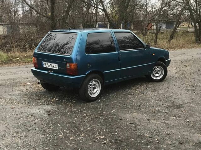 Синий Фиат Уно, объемом двигателя 1 л и пробегом 300 тыс. км за 1300 $, фото 2 на Automoto.ua