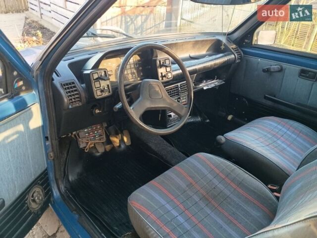 Синий Фиат Уно, объемом двигателя 1.1 л и пробегом 178 тыс. км за 733 $, фото 6 на Automoto.ua