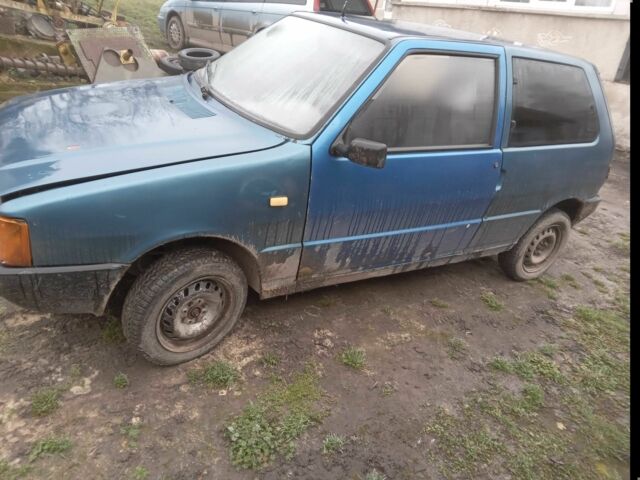 Синий Фиат Уно, объемом двигателя 0 л и пробегом 100 тыс. км за 500 $, фото 4 на Automoto.ua