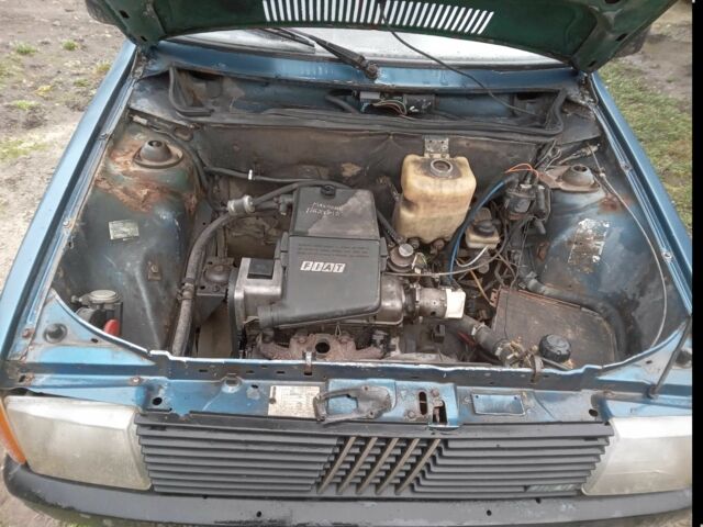 Синий Фиат Уно, объемом двигателя 0 л и пробегом 100 тыс. км за 500 $, фото 7 на Automoto.ua