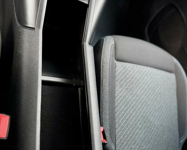 Серый Фиат E-Doblo, объемом двигателя 0 л и пробегом 1 тыс. км за 24600 $, фото 84 на Automoto.ua