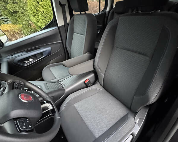 Серый Фиат E-Doblo, объемом двигателя 0 л и пробегом 1 тыс. км за 24600 $, фото 90 на Automoto.ua