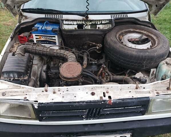 Белый Фиат Fiorino, объемом двигателя 0 л и пробегом 300 тыс. км за 1000 $, фото 5 на Automoto.ua