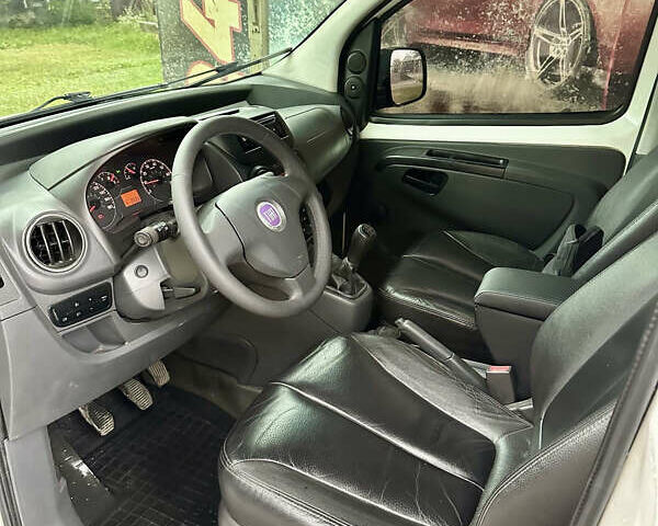 Белый Фиат Fiorino, объемом двигателя 1.25 л и пробегом 240 тыс. км за 3999 $, фото 6 на Automoto.ua