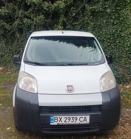 Фиат Fiorino 2011 в Хмельницком на Automoto.ua Белый Фиат Fiorino, объемом двигателя 1.2 л и пробегом 198 тыс. км за 4200 $, фото 50 на Automoto.ua