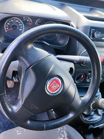 Белый Фиат Fiorino, объемом двигателя 1.2 л и пробегом 357 тыс. км за 3500 $, фото 3 на Automoto.ua