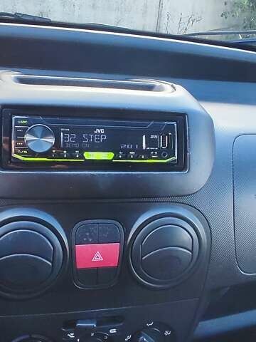 Белый Фиат Fiorino, объемом двигателя 1.2 л и пробегом 357 тыс. км за 3500 $, фото 5 на Automoto.ua