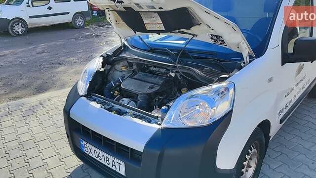 Белый Фиат Fiorino, объемом двигателя 1.2 л и пробегом 357 тыс. км за 3500 $, фото 16 на Automoto.ua