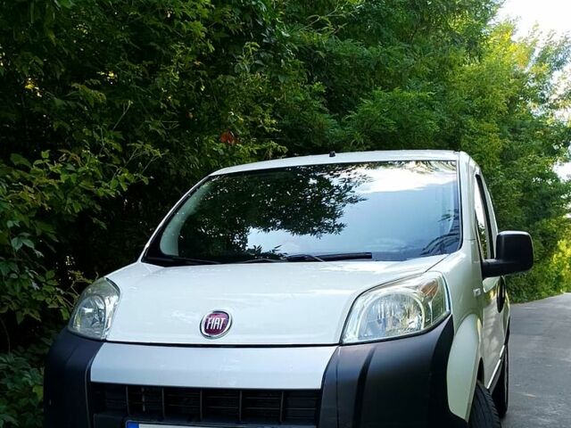 Белый Фиат Fiorino, объемом двигателя 1.2 л и пробегом 205 тыс. км за 4700 $, фото 2 на Automoto.ua