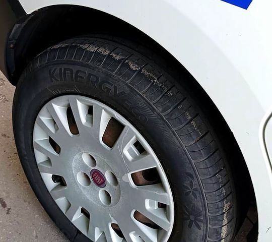 Белый Фиат Fiorino, объемом двигателя 1.2 л и пробегом 205 тыс. км за 4700 $, фото 9 на Automoto.ua