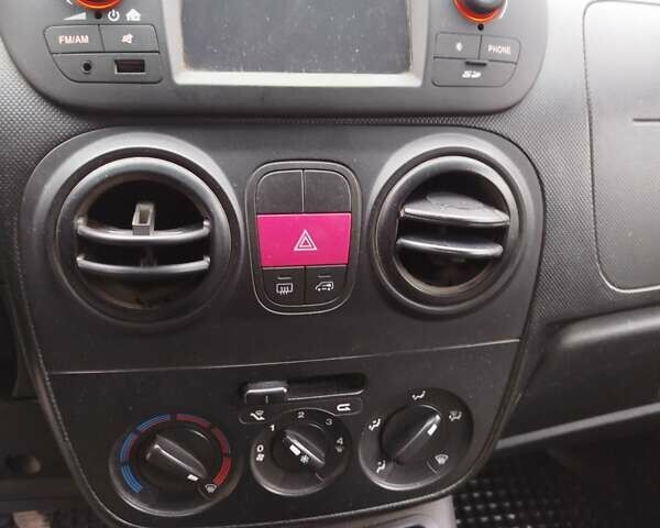 Білий Фіат Fiorino, об'ємом двигуна 1.25 л та пробігом 326 тис. км за 2950 $, фото 13 на Automoto.ua