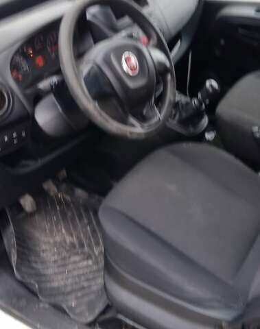 Белый Фиат Fiorino, объемом двигателя 1.37 л и пробегом 179 тыс. км за 5500 $, фото 7 на Automoto.ua