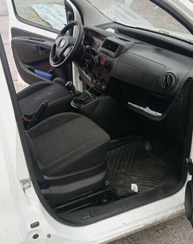 Белый Фиат Fiorino, объемом двигателя 1.37 л и пробегом 179 тыс. км за 5500 $, фото 1 на Automoto.ua