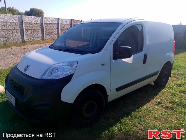 Белый Фиат Fiorino, объемом двигателя 1.2 л и пробегом 0 тыс. км за 5500 $, фото 3 на Automoto.ua