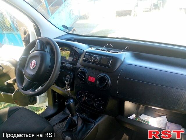 Белый Фиат Fiorino, объемом двигателя 1.2 л и пробегом 0 тыс. км за 5500 $, фото 4 на Automoto.ua