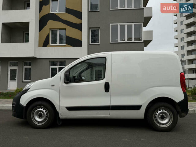 Белый Фиат Fiorino, объемом двигателя 1.37 л и пробегом 183 тыс. км за 6200 $, фото 5 на Automoto.ua