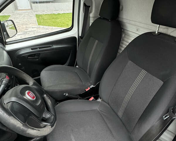 Белый Фиат Fiorino, объемом двигателя 1.37 л и пробегом 183 тыс. км за 6200 $, фото 8 на Automoto.ua