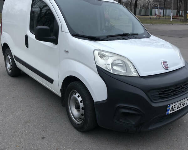Білий Фіат Fiorino, об'ємом двигуна 1.37 л та пробігом 75 тис. км за 8500 $, фото 7 на Automoto.ua