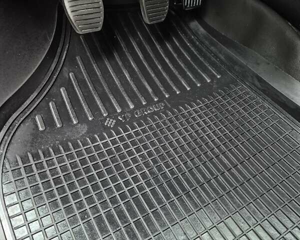 Белый Фиат Fiorino, объемом двигателя 1.3 л и пробегом 157 тыс. км за 10750 $, фото 25 на Automoto.ua